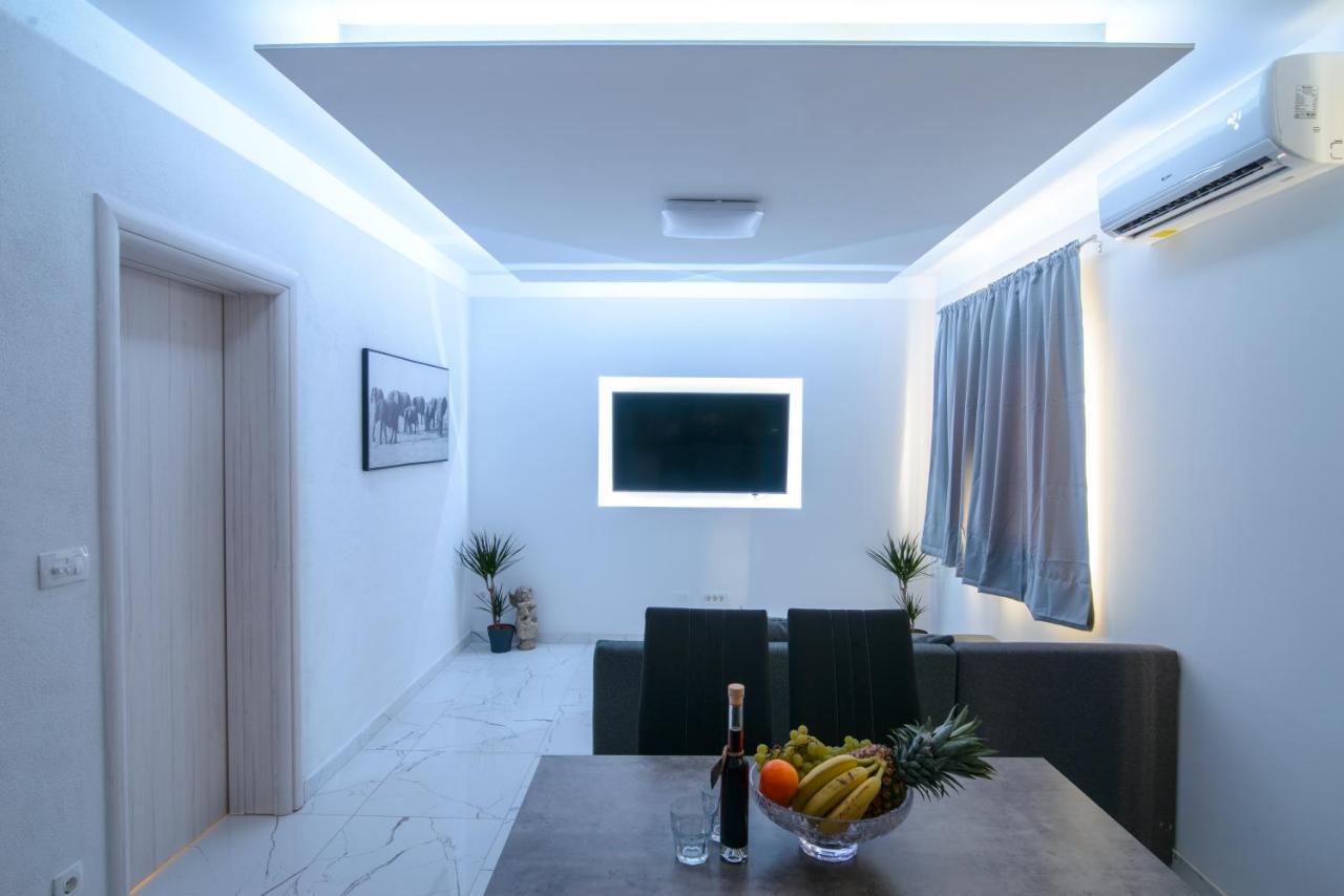 Apartments Pelja Trogir Kültér fotó