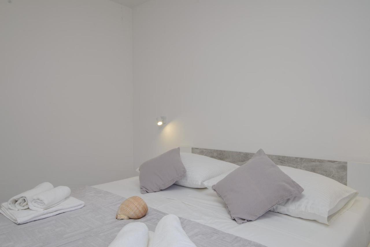 Apartments Pelja Trogir Kültér fotó